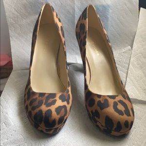 Cute cheetah print heels